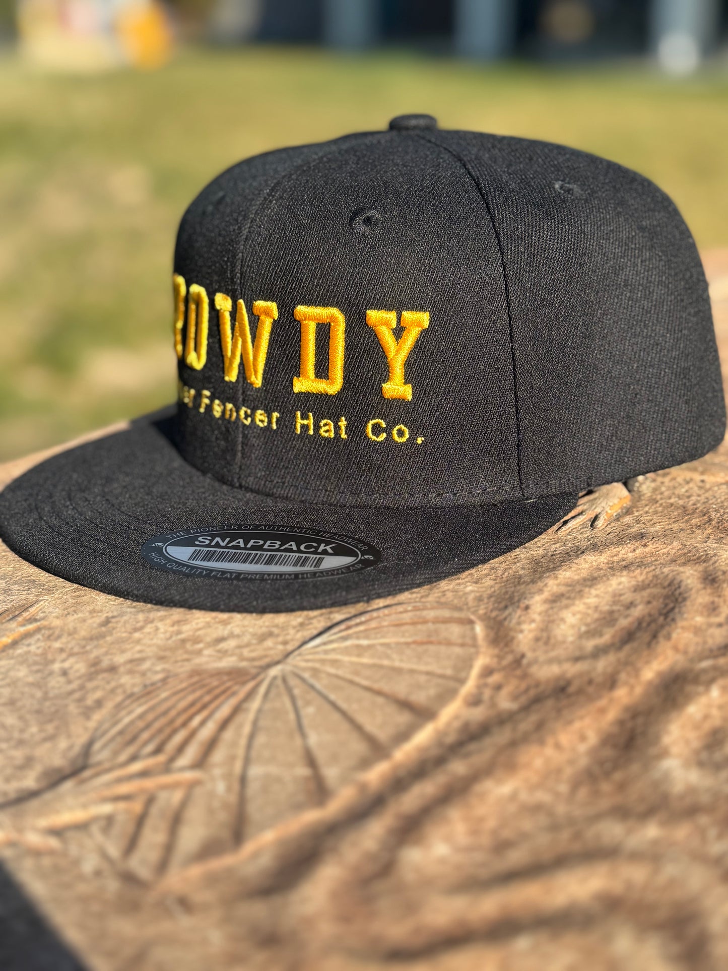 Rowdy black & gold - kids